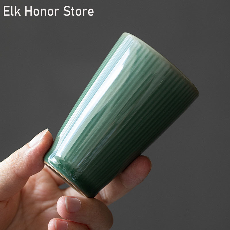 Celadon Ceramic Cup - 90Ml Yue Kiln Celadon Theekop Grote